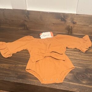 Long Sleeve Romper with Front Bowtie for Baby Girl - Size 3 months